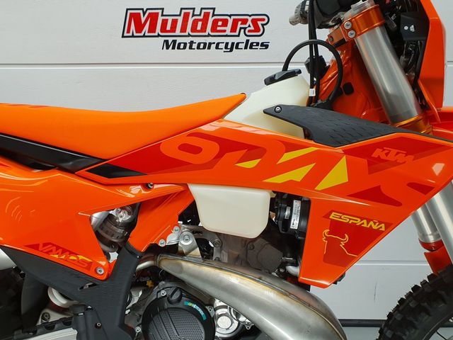 ktm - 300-exc-tpi-six-days