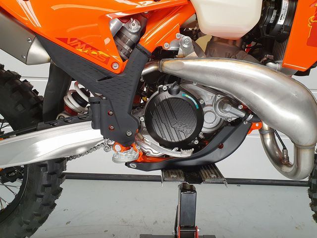 ktm - 300-exc-tpi-six-days