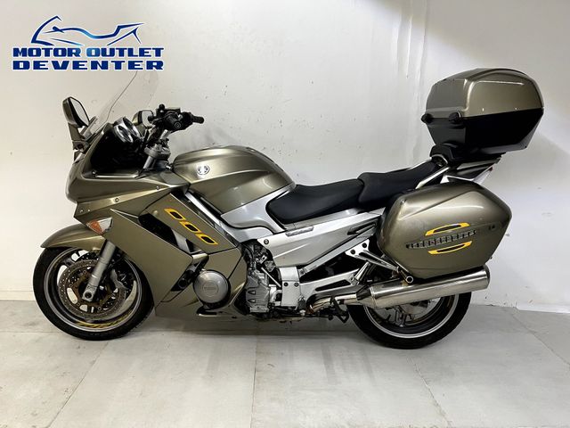 yamaha - fjr-1300