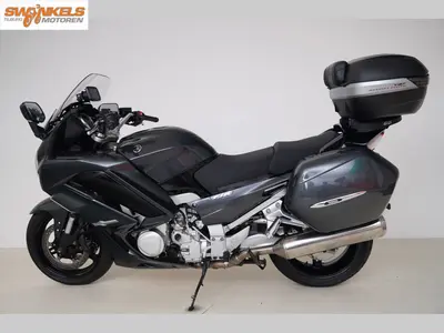 YAMAHA FJR 1300 AE – foto 3