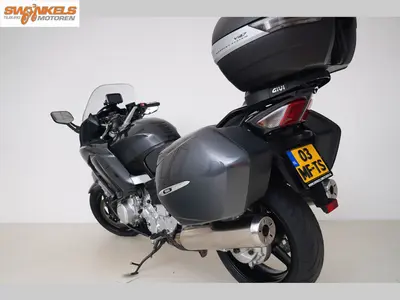 YAMAHA FJR 1300 AE – foto 4