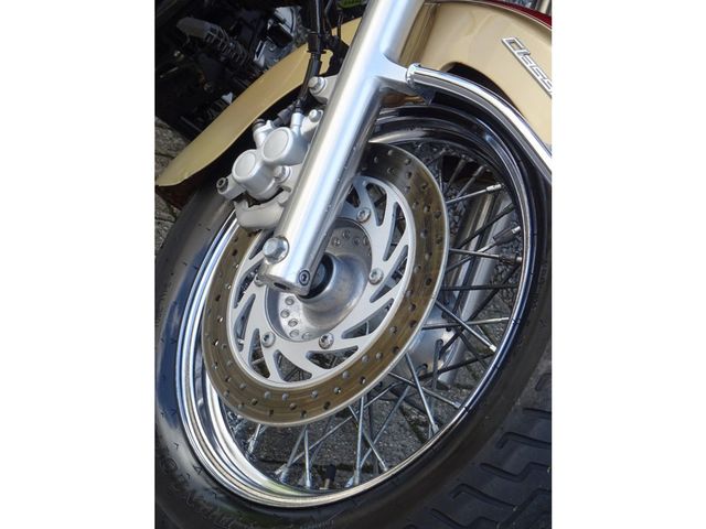 yamaha - xvs-650-a-dragstar-classic