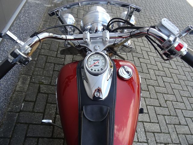 yamaha - xvs-650-a-dragstar-classic