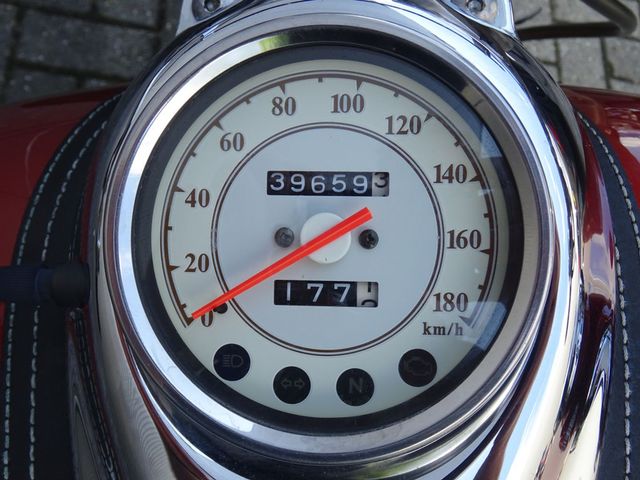 yamaha - xvs-650-a-dragstar-classic