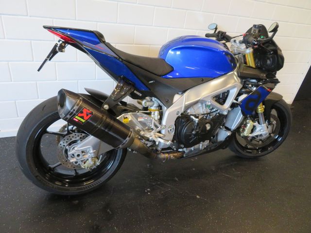 aprilia - tuono-v4-r-aprc