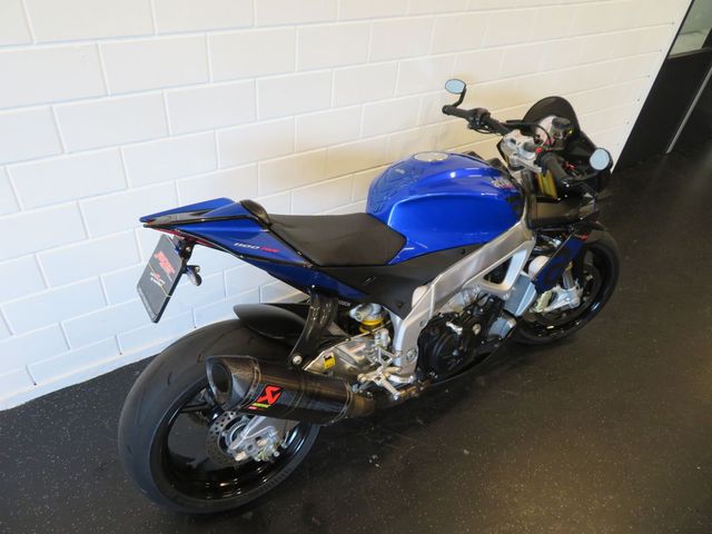 aprilia - tuono-v4-r-aprc