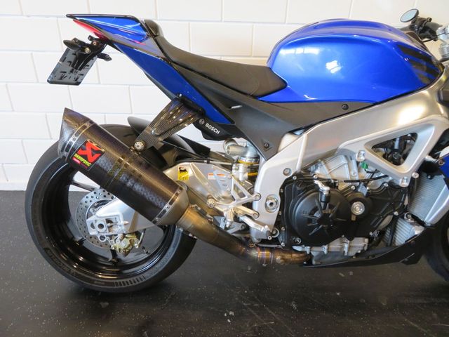 aprilia - tuono-v4-r-aprc