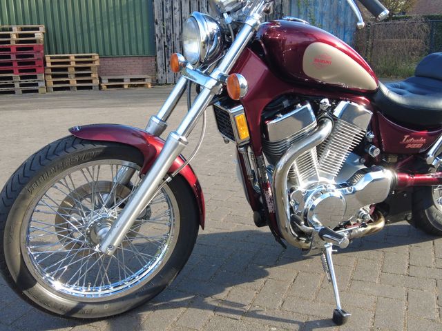 suzuki - vs-1400-intruder