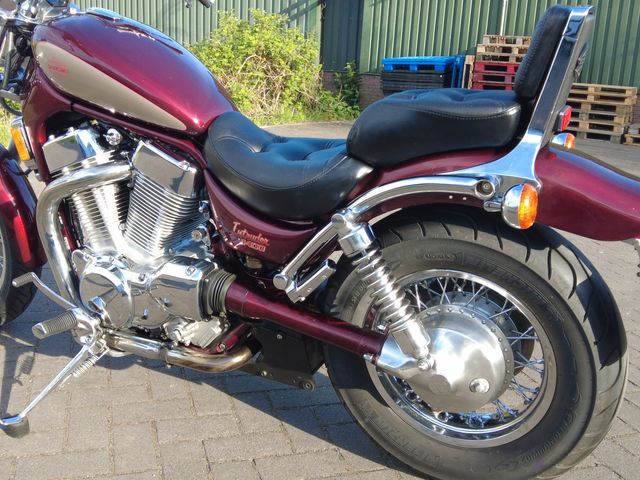 suzuki - vs-1400-intruder