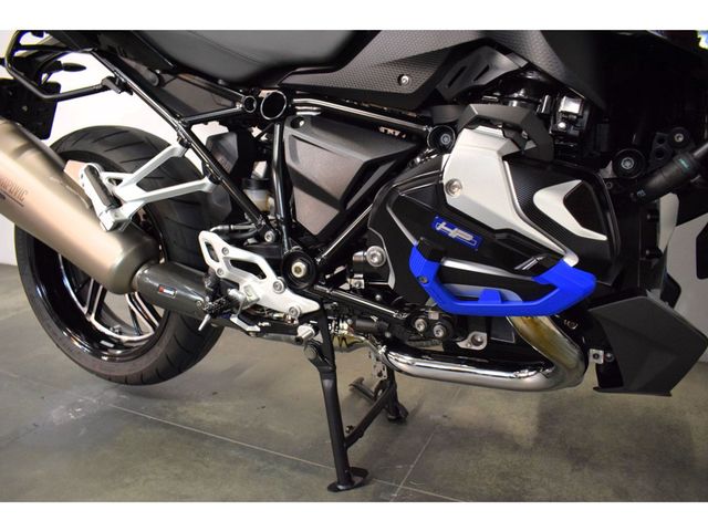 bmw - r-1250-rs