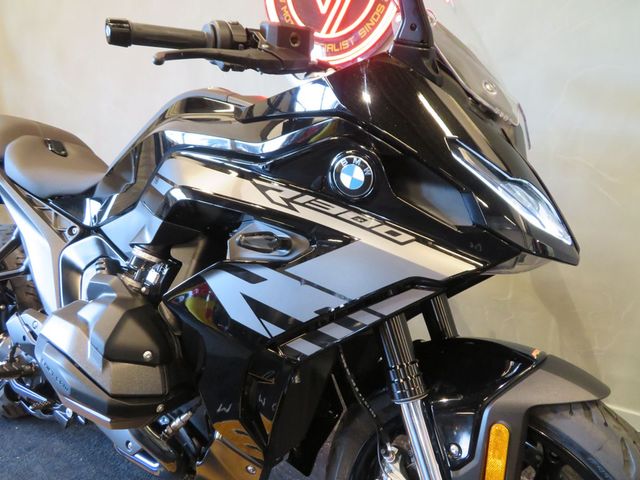 bmw - r-1300-rs