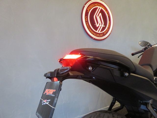 bmw - r-1300-rs