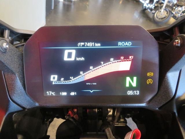 bmw - r-1300-rs