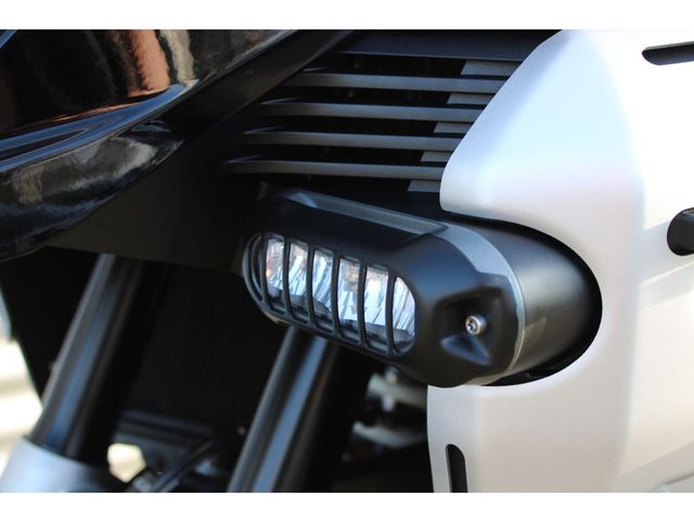 bmw - r-1300-gs-adventure