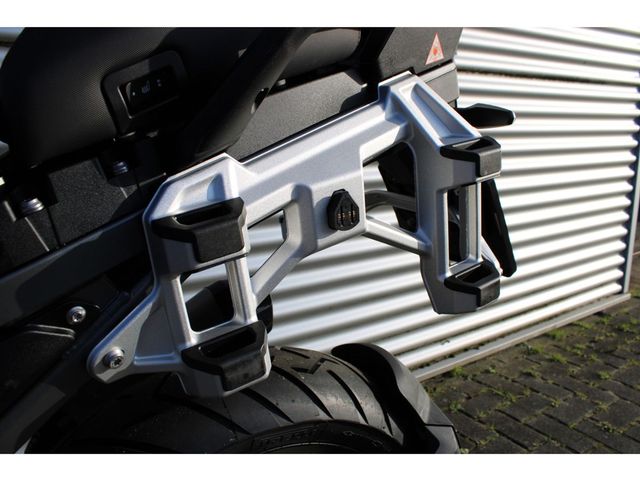 bmw - r-1300-gs-adventure