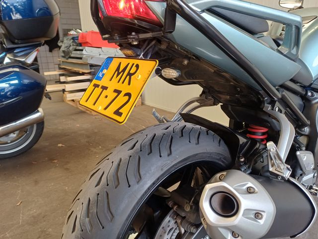 yamaha - fz-1