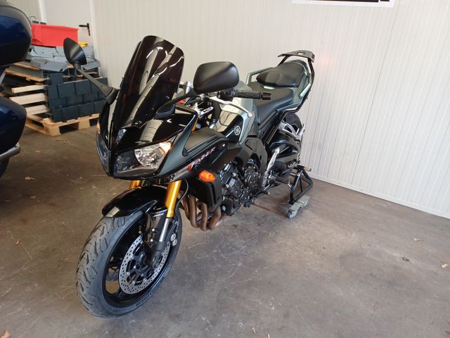 yamaha - fz-1