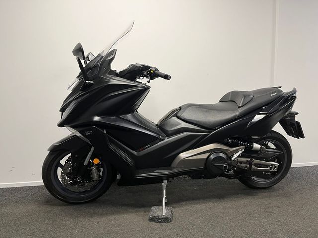 kymco - ak-550