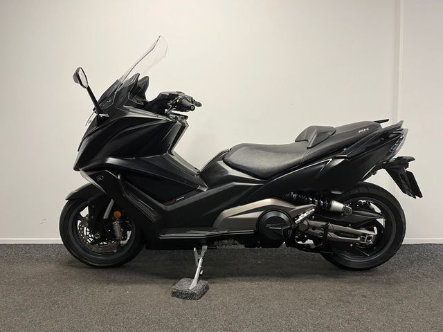 kymco - ak-550