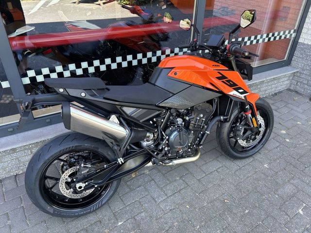 ktm - 790-duke