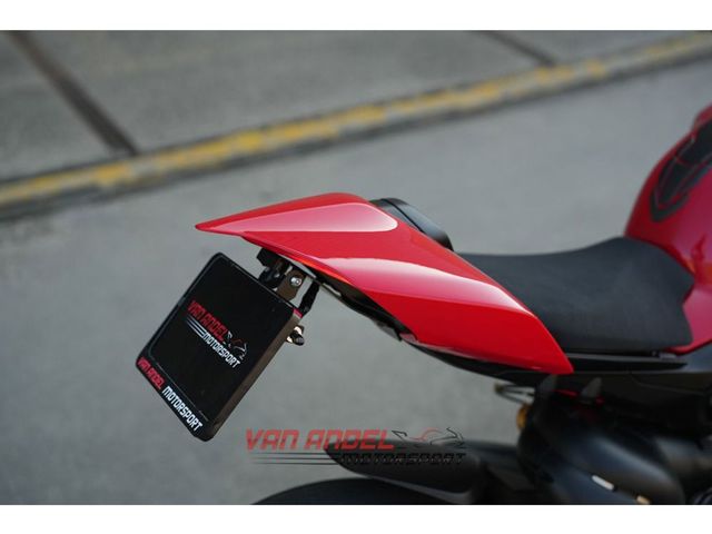 ducati - streetfighter-v4s