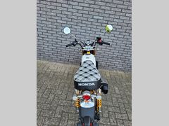 Honda Monkey 2026 nieuw – foto 4 van 5