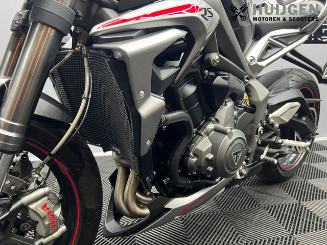 triumph - street-triple-rs