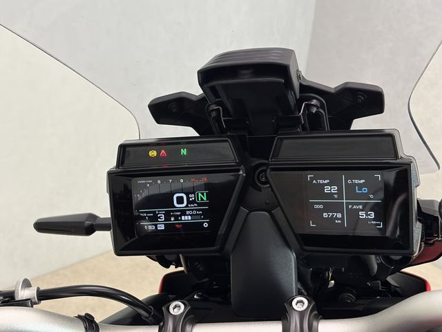 yamaha - tracer-9