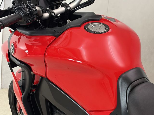 yamaha - tracer-9