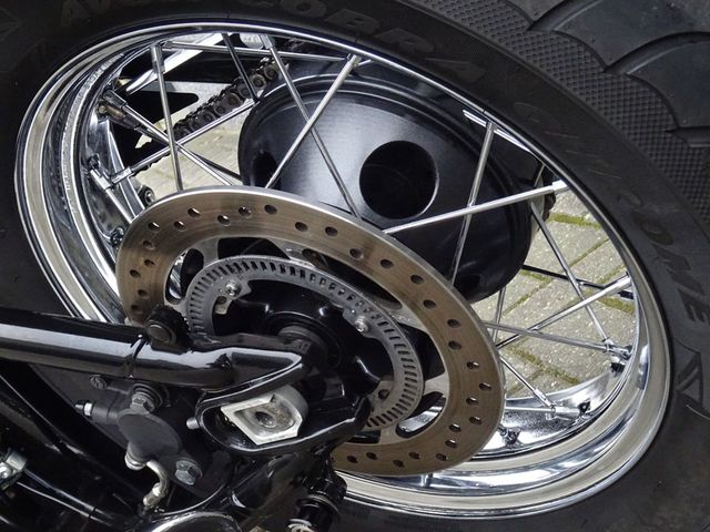 triumph - bonneville-speedmaster