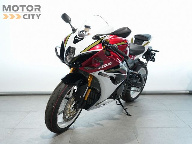 suzuki - gsx-r-1000-r