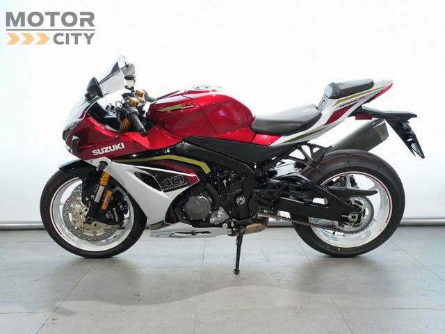suzuki - gsx-r-1000-r