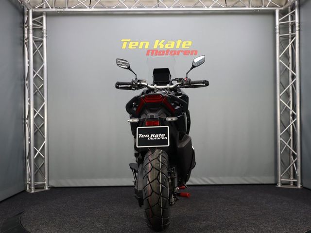 honda - x-adv