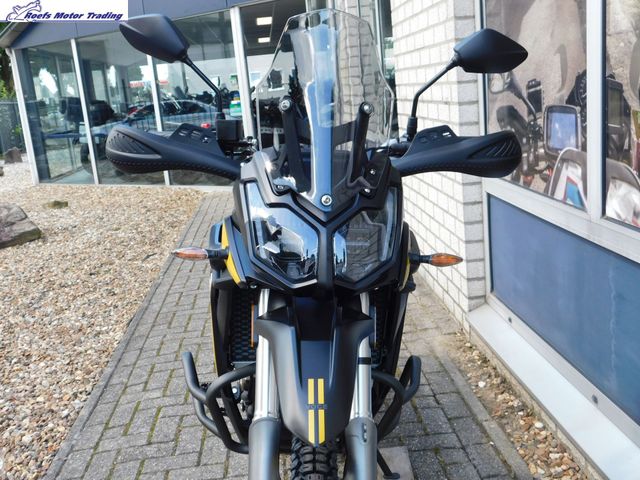 voge - 300-rally