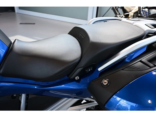 bmw - r-1250-rt
