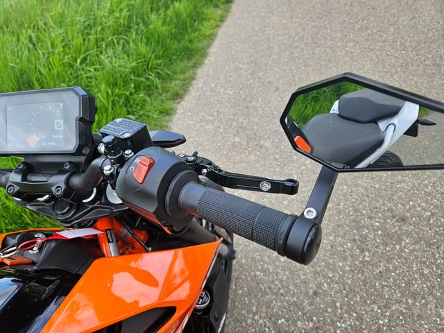 ktm - 390-duke