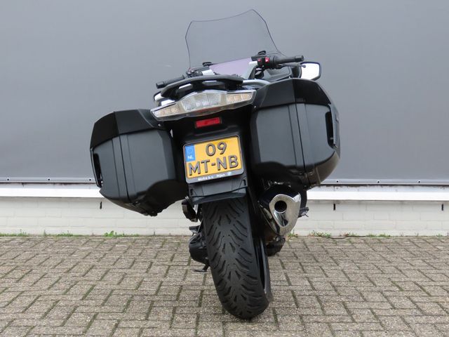 bmw - r-1250-rt