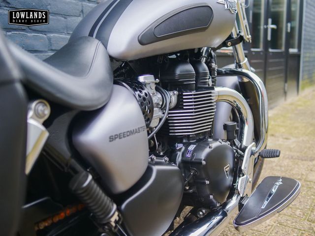 triumph - speedmaster