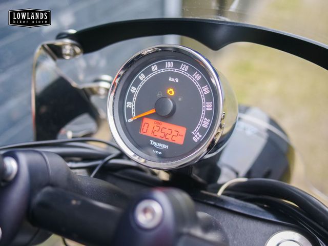 triumph - speedmaster