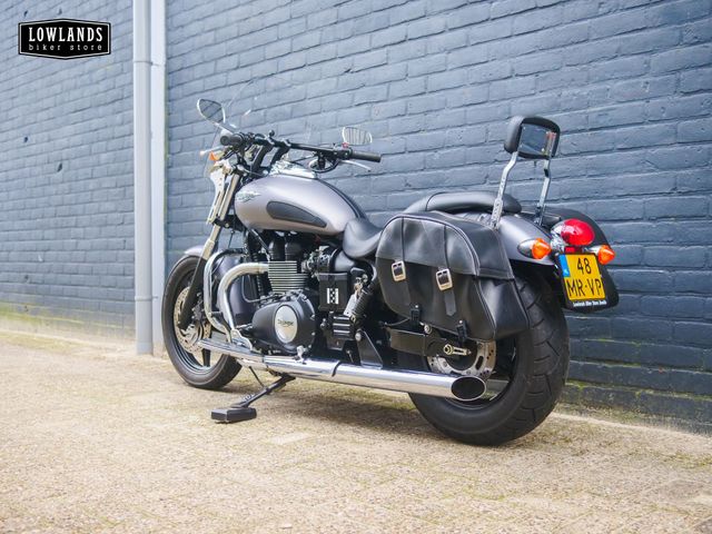triumph - speedmaster