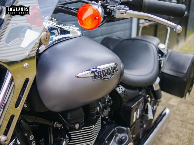 triumph - speedmaster