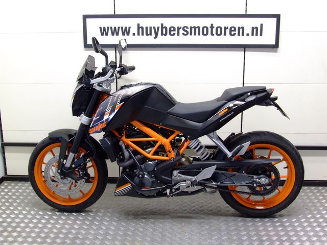 ktm - 390-duke