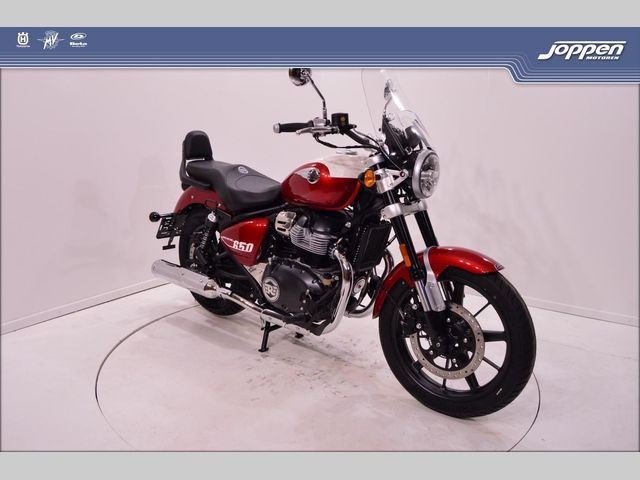 royal-enfield - super-meteor-650