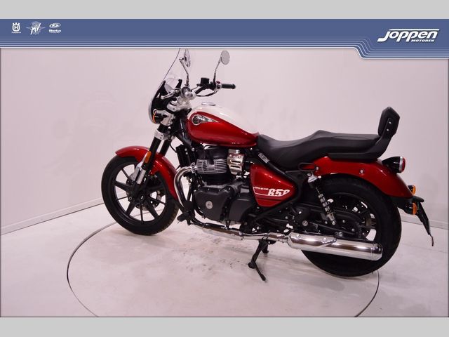 royal-enfield - super-meteor-650