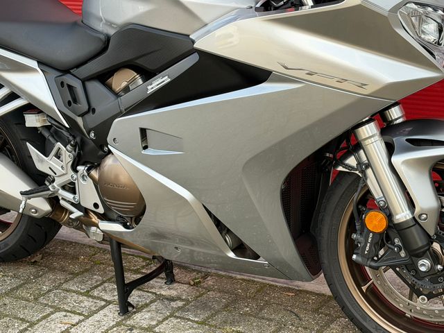 honda - vfr-800-fi
