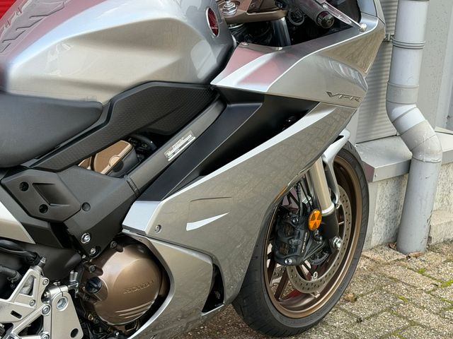 honda - vfr-800-fi