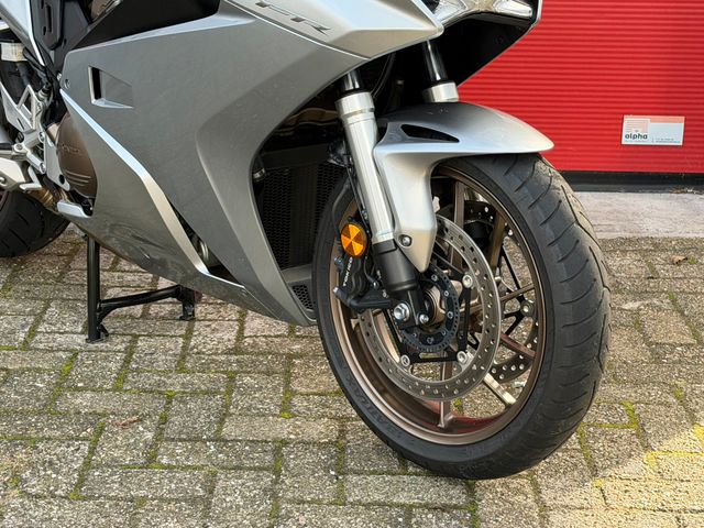 honda - vfr-800-fi