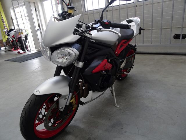 triumph - street-triple-rx-abs