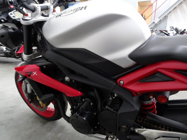 triumph - street-triple-rx-abs
