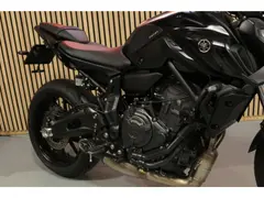 Yamaha MT-07 - 2024 - Akrapovic - Handvat Verwarming - Bar End Spiegels 2024 occasion – foto 2 van 16